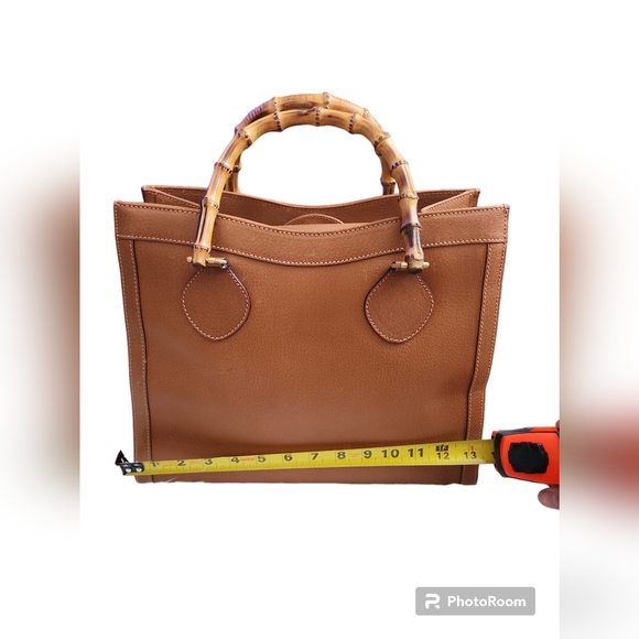 💥Vintage GUCCI Diana Bag Bamboo Tote Medium size - Picture 3 of 17